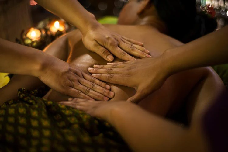 4 hands massage in Khobar